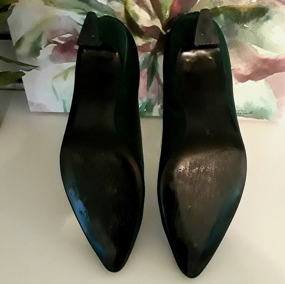 Deep Green Heels - Picture 8 of 8